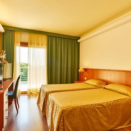 Rialto 4* Grado